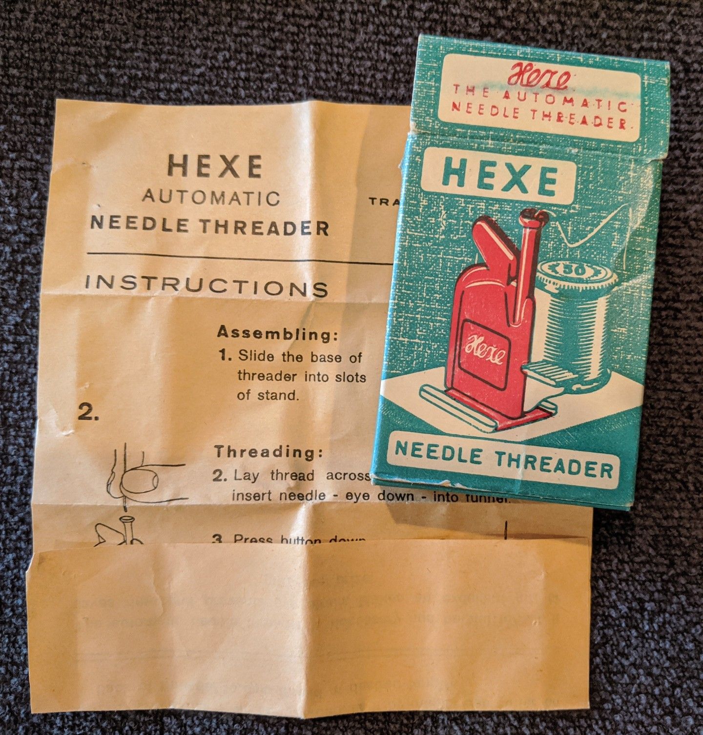 Vintage Hexe Needle Threader