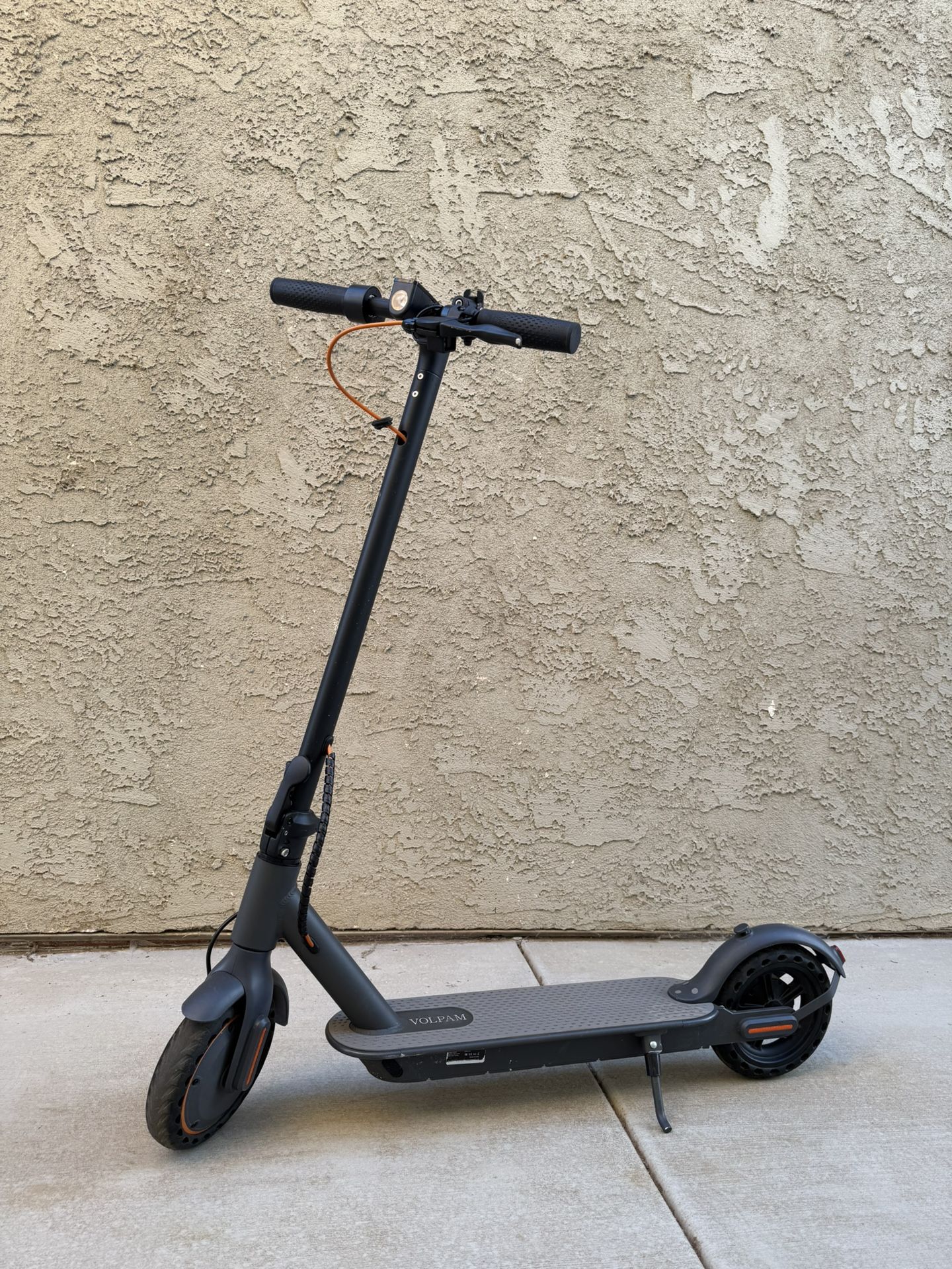 Electric scooter