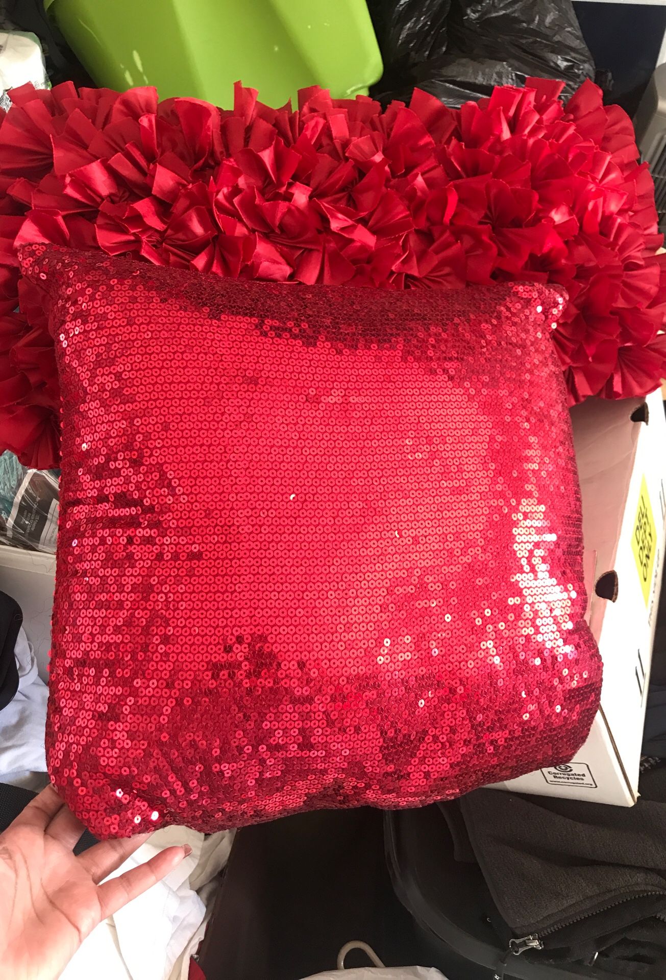 &15 two pretty in red pillows