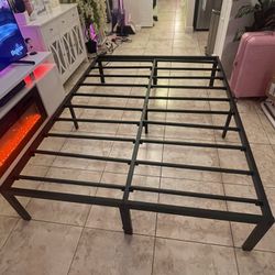 Full Size Metal Bed Frame In Perfect Condition