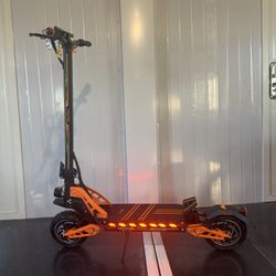 Dual-motor high-speed electric scooter