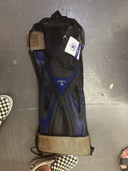 Snorkeling Fina XS propel 4.5/8.5 WITH waterproof Diver GLOVES