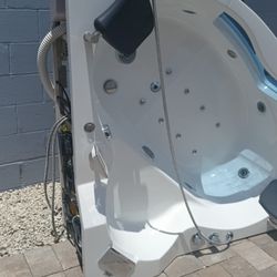 Jacuzzi $999