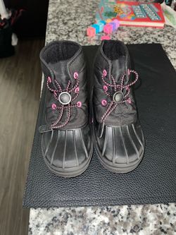 Black and pink rain/ snow boots for girls