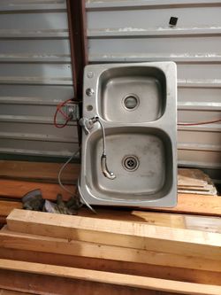 DOBLE STAINLESS SINK