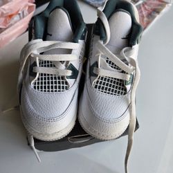 Kids Jordan Retro 4