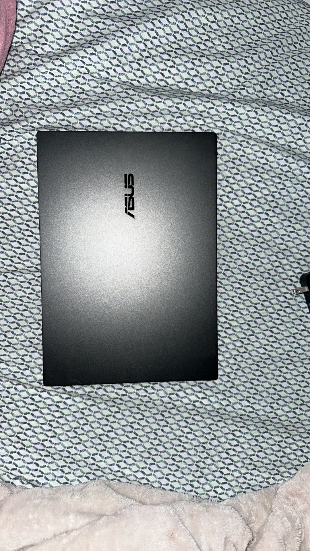 ASUS Zenbook Laptop
