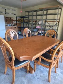 Wood dinning table set