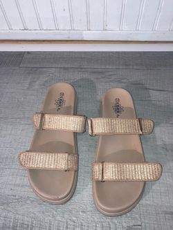 Women slippers size 10