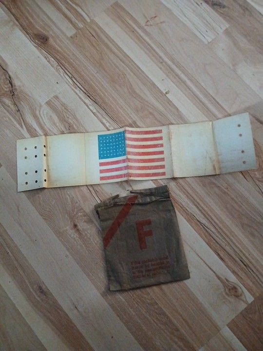 WWII WW2 U.S. Airborne Paratrooper Flag Escape Armband ORIGINAL