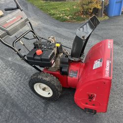 Yard Machine Snowblower Electric Start 8hp w/26” Clearing Width Good Condition. Must Pick Up