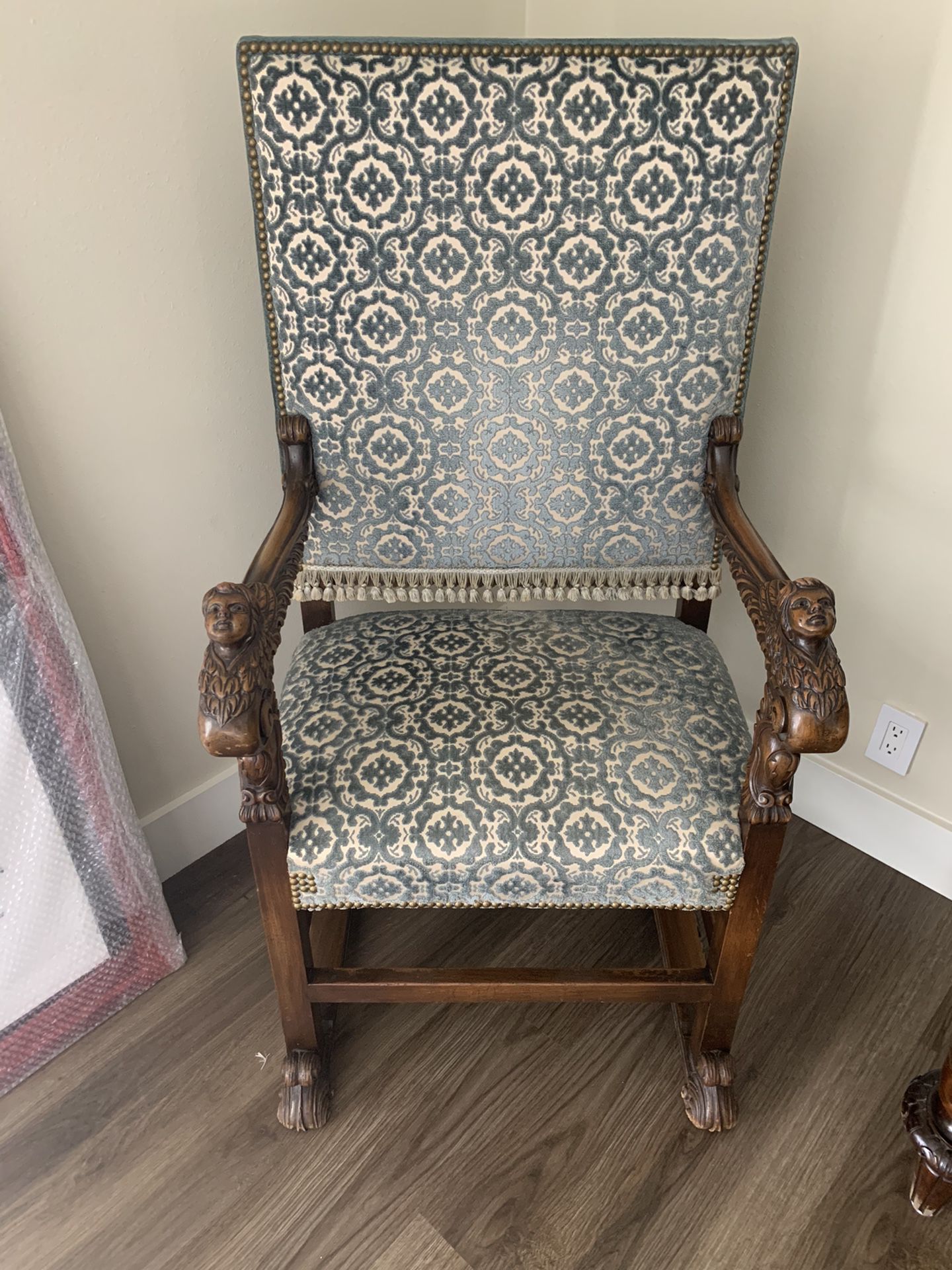 Antique chair. Delicate wood work. Beautiful. Pick up only