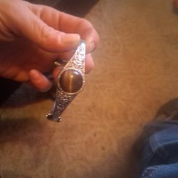 
Navajo Native American bracelet made from sterling silver and tiger eye