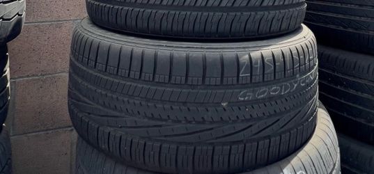 1x used tire 245/45/20 Goodyear