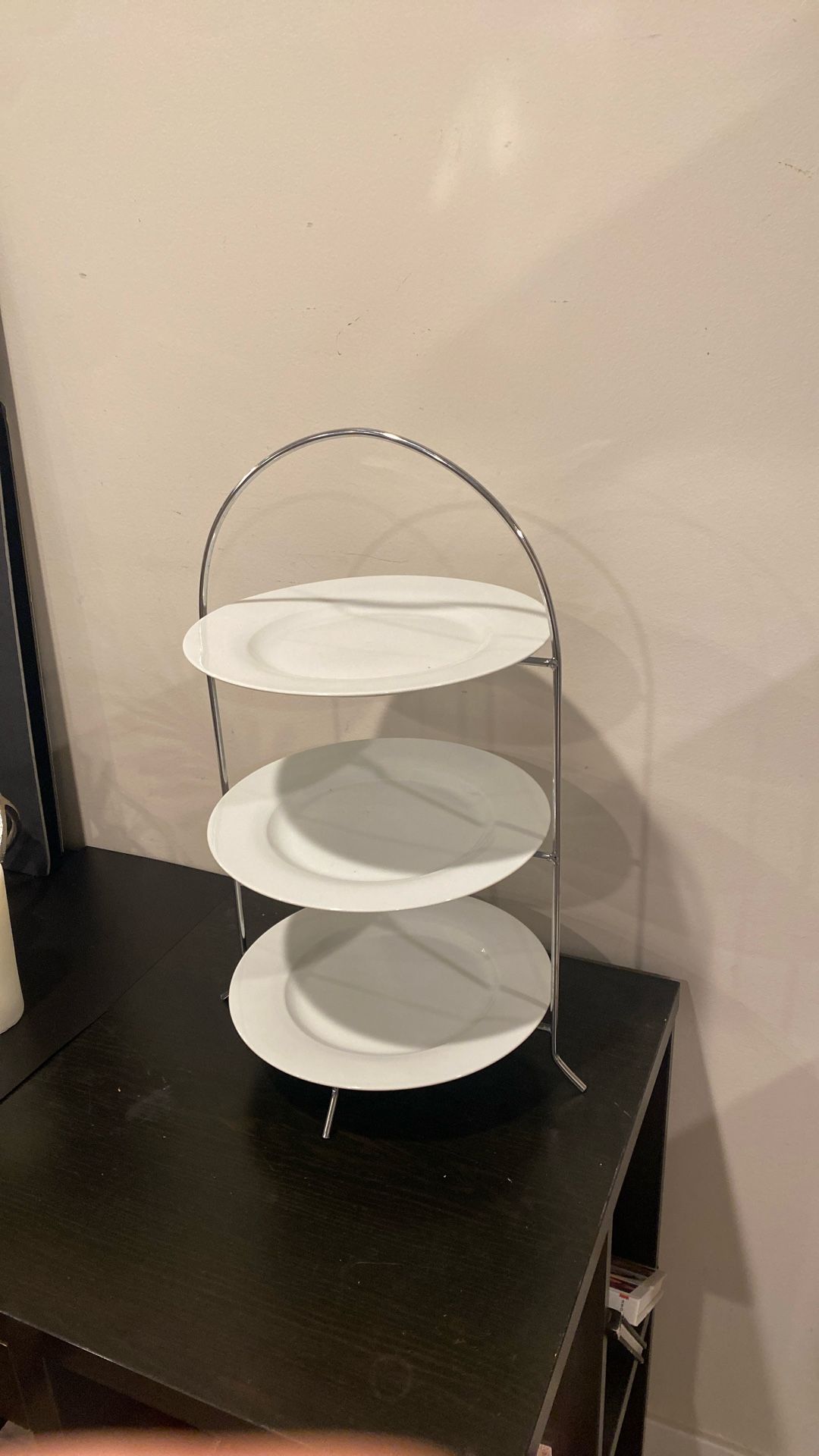 Chrome Metal 3 Tier Serving Tray With 10.5” Plates In Perfect Condition