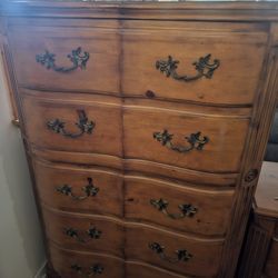Dresser/Nightstand 