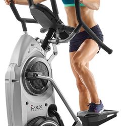 BRAND NEW BOWFLEX MAX TRAINER M7.  DYER IN PICK UP 