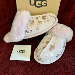 Ugg !!Women’s Size 8 Slippers Pink Authentic 100%