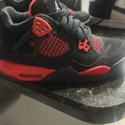 jordan retro 4