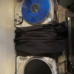 Pair of Dj turntables epsilon djt1300 Super oem  Like technic 1200  High torque   