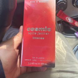 Kylie Jenner Perfume 