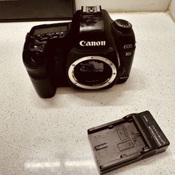 Canon EOS 5D Mark II Digital SLR Black body from Japan older model 