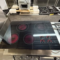 🔥 Wolf 30” Electric Cooktop – Model CT30EU 🔥 💎 Legendary Performance | Sleek Built-In Design