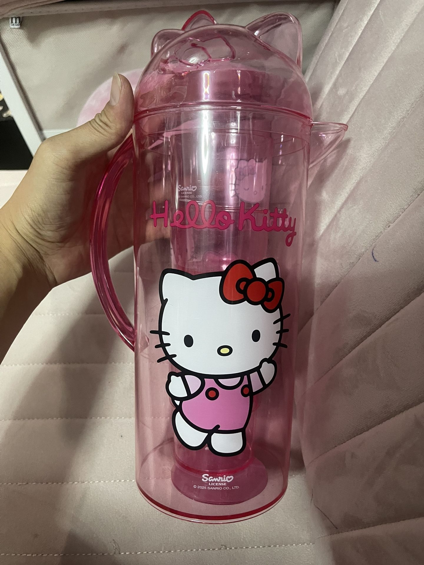 HELLO KITTY WATER PITCHER & CUPS