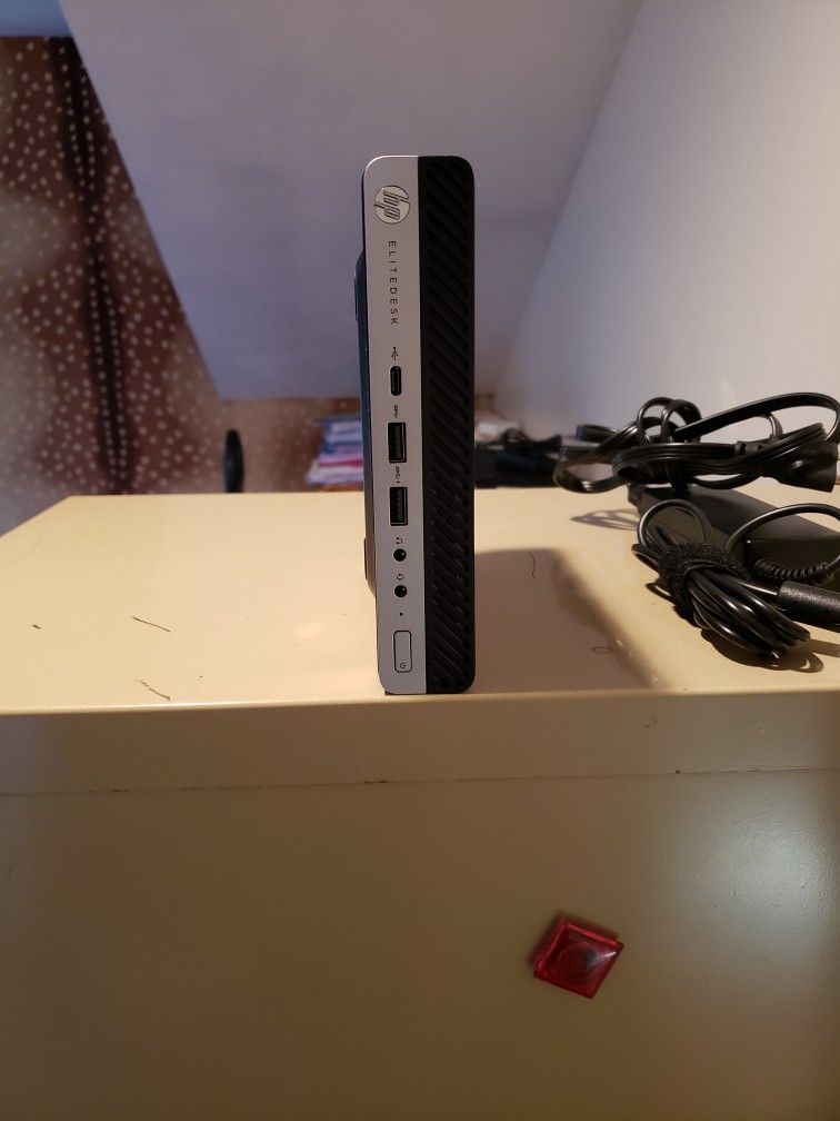 HP Elite Desk 800 G4 Computer, I5-8500, 3.0 GHZ, 16GB, 700GB HD, 6 USB, WIN10