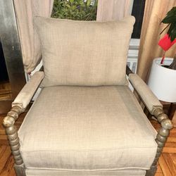 Accent Chair 