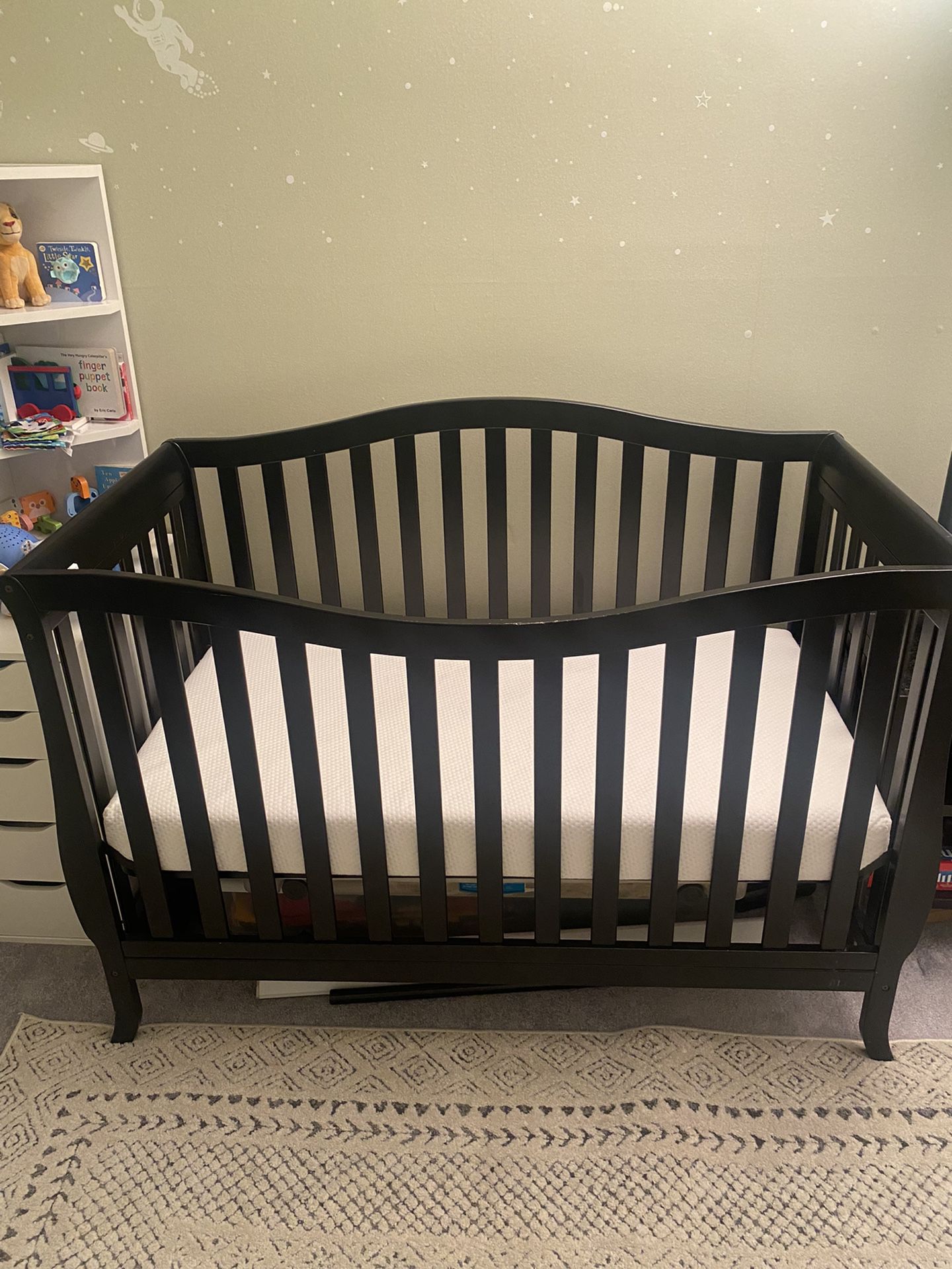 Black/ Wood Baby Crib With New Mattress $60. Cross Posted 