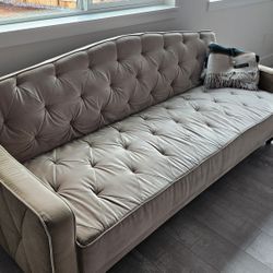 Couch, Sofa