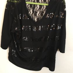 Ladies extra-large lace sequins top