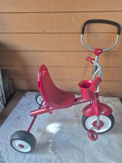 Radio Flyer Kids Tricycle