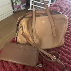 Fossil Soft Leather Bag With Wallet/crossbody