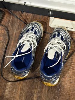 Size 44 Botegas