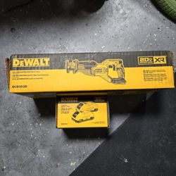 DEWALT RECIPROCATING SAW 20V MAX XR. WITH 2 BRAND NEW BATTERIES