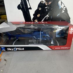 New Ray Sky Pilot 1/43 scale Eurocopter AS350 police blue
