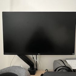LG Computer Monitor 4k  32 Inches 