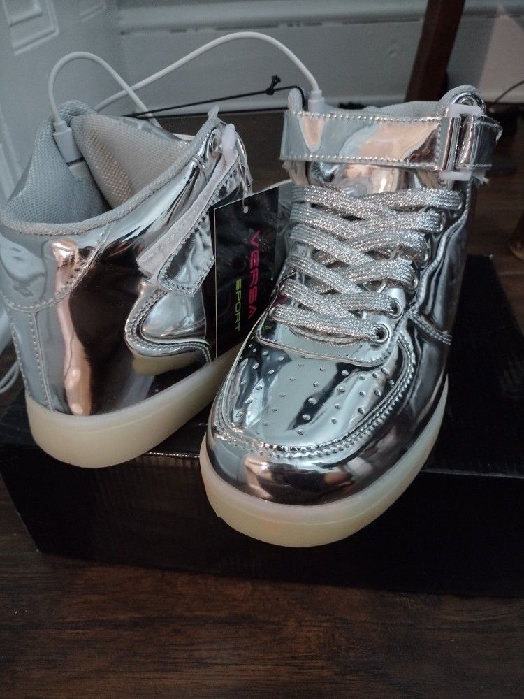 Silver Sneaker For Women Or Men,New With Cable Charger 