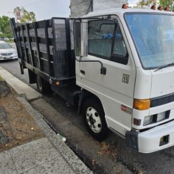 1993 GMC Forward 12Ft Flatbet V8 Gas Automatic Transmission/ Lift Gate
