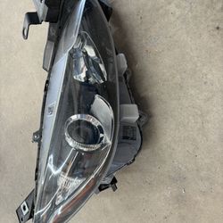 2015 Mazda 3 Right Head Light 