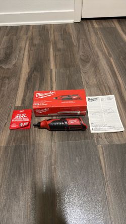 Milwaukee M12 12V Lithium-Ion Cordless Rotary Tool (Tool-Only)