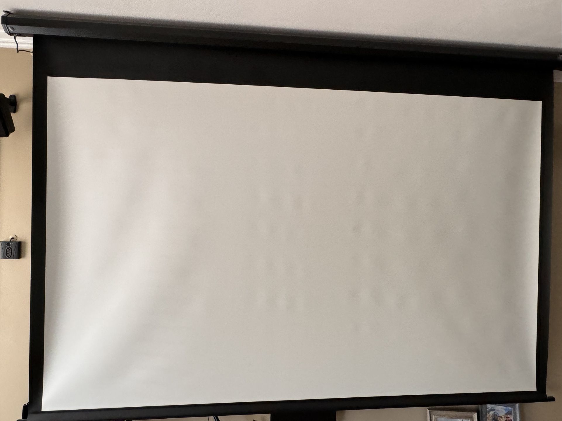Elite Screen Motorized Projector Screen 105”
