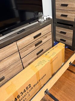 Modern Wood Grain Dresser Console