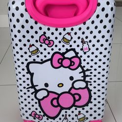 Hello Kitty Luggage 