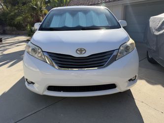 2013 Toyota Sienna