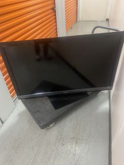 Sony KDL-52EX700 LED LCD HDTV
