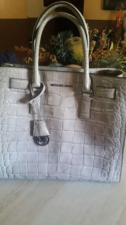 Authentic michael kors purse