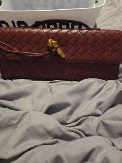 Everything Must Go Sell!